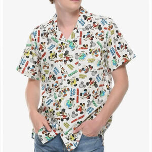 Disney Mickey Mouse Around The World Travel White Button Up Men’s Size Large